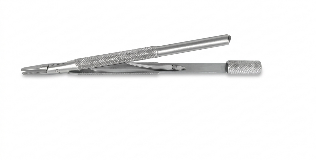 TISCO Lifecare Swiss Model Blade Holder Pencil Type 12 CM – Precision Ophthalmic Surgical Blade Handle